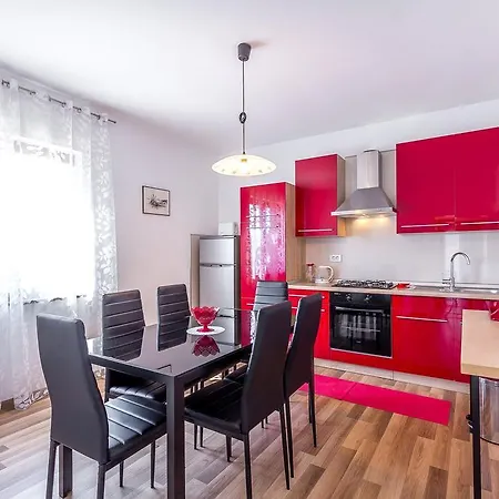 Miro Apartamento Pula