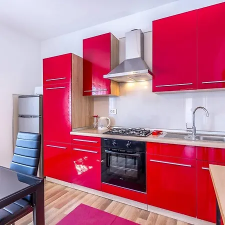 Apartment Miro Pula