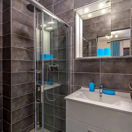 Apartament Miro *